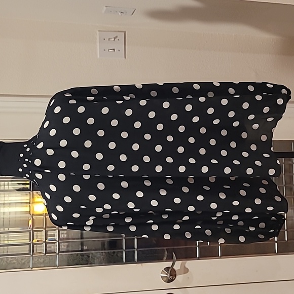 Worthington Polka Dot Blouse (NWOT) - Picture 3 of 6